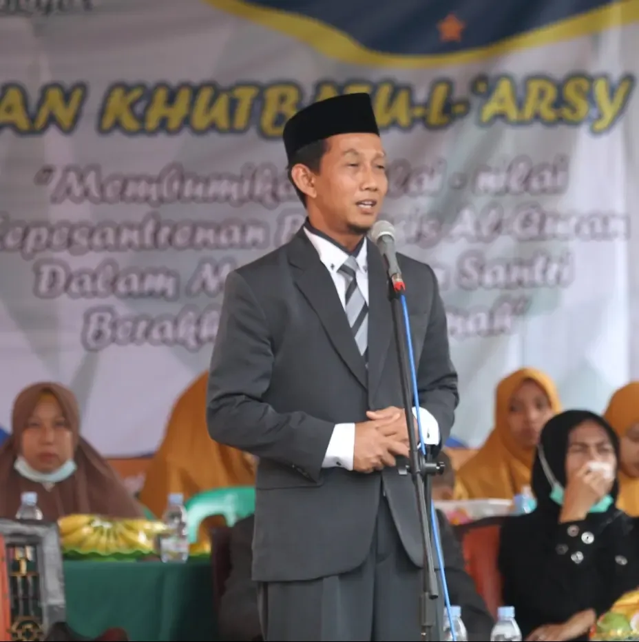 Pimpinan Pesantren PPM Ibnu Ash-Sholah